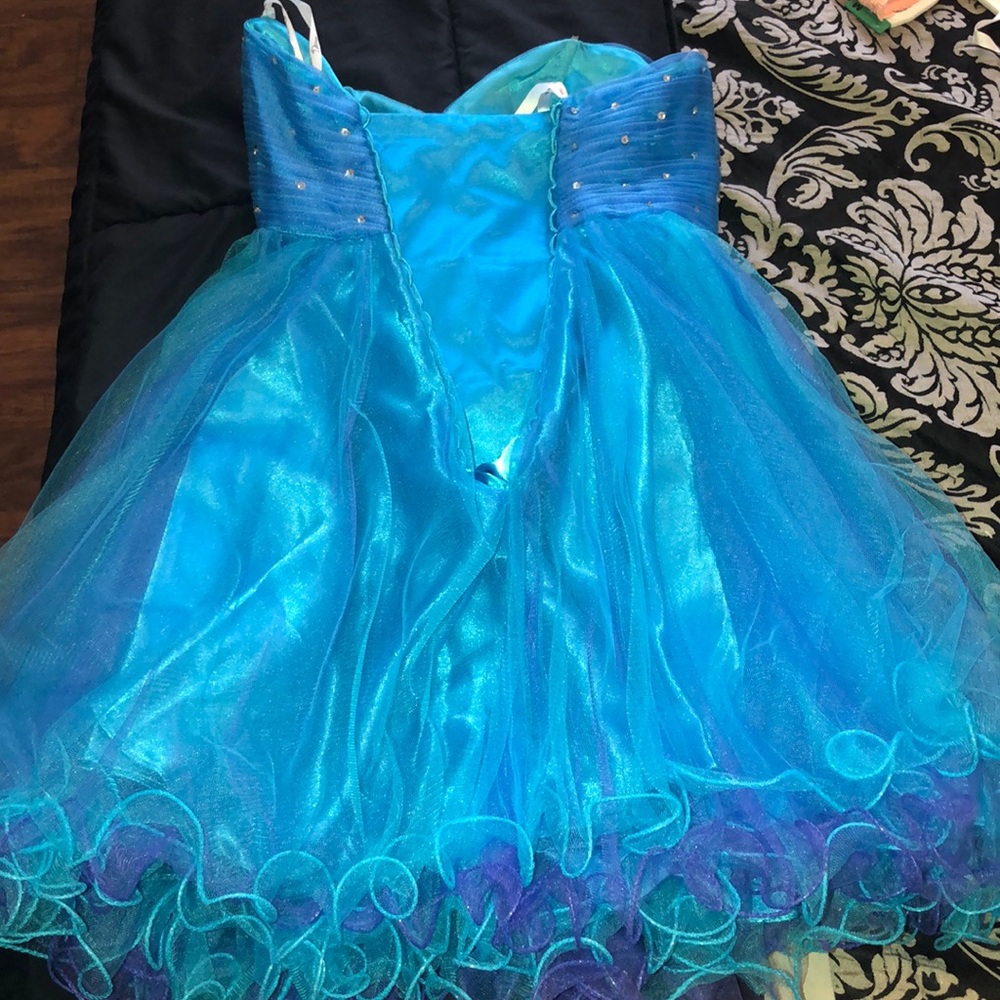 Prom Dress - Picture 4 of 4